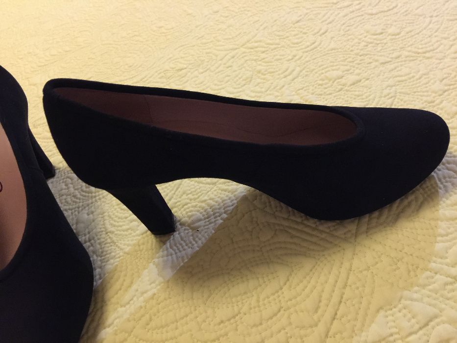 Sapatos Unisa