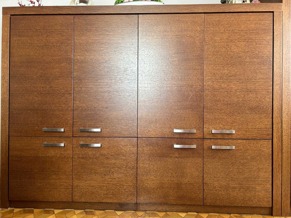 Komoda z okleiny dębowej