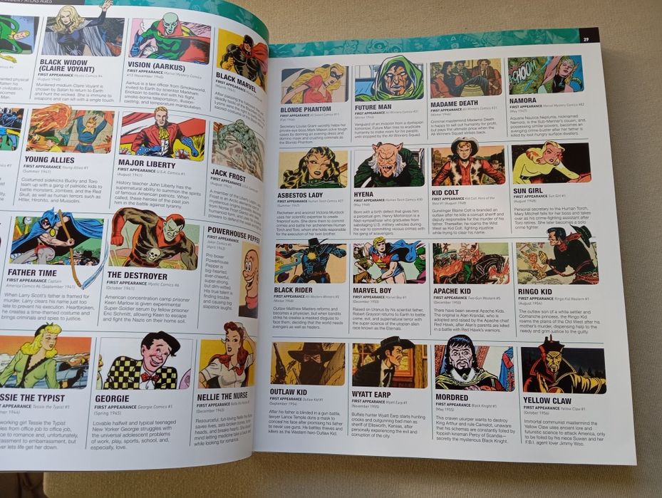 Super livro Ultimate Marvel