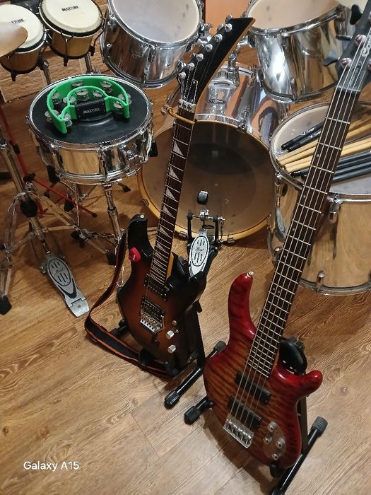 Уроки гри на ударних DRUM SCHOOL