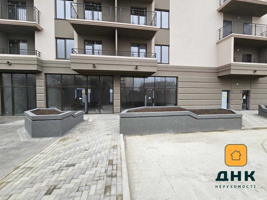 Фасадная коммерция в Аркадии 118 метров, 2 входа с Генуэзской и двора