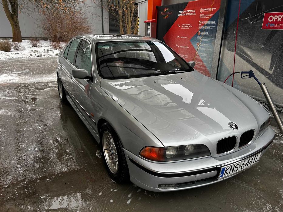BMW E39 523i 1996