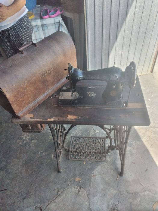 Máquina SINGER antiga