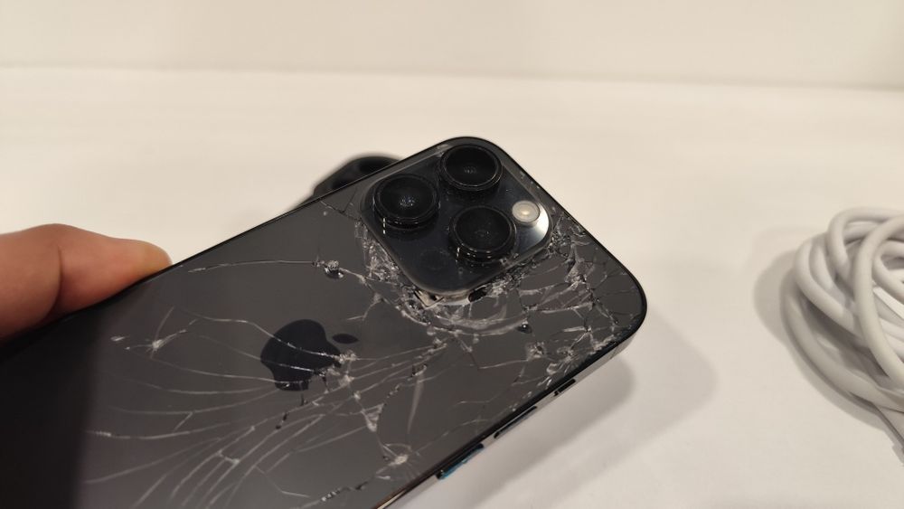 IPhone 14 PRO czarny 128 GB sprawny .