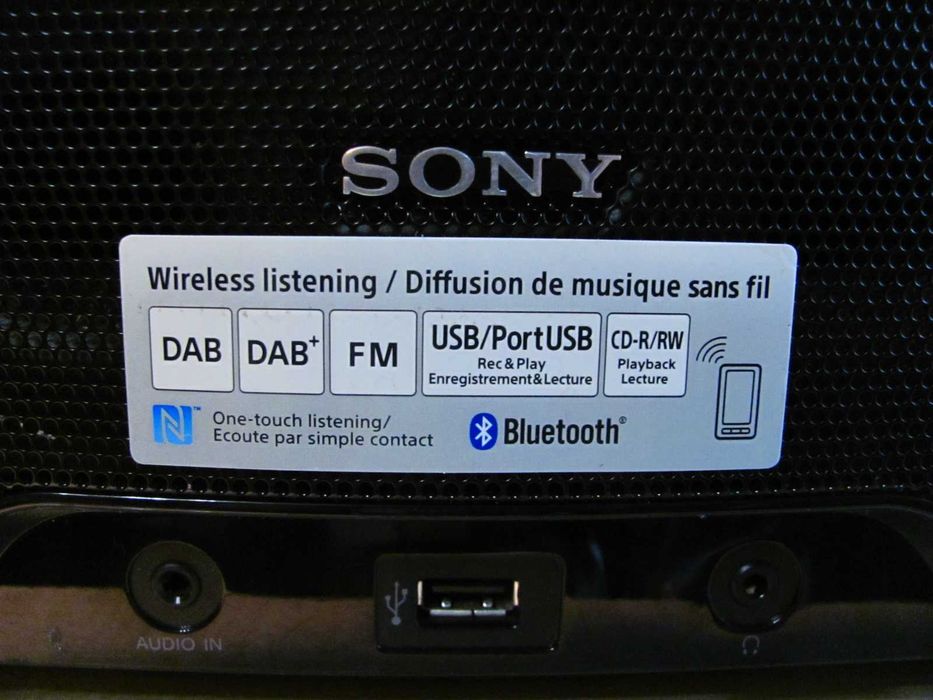 Radioodtwarzacz Sony ZS-RS70BTB CD/MP3 stereo FM DAB+ USB Bluetooth