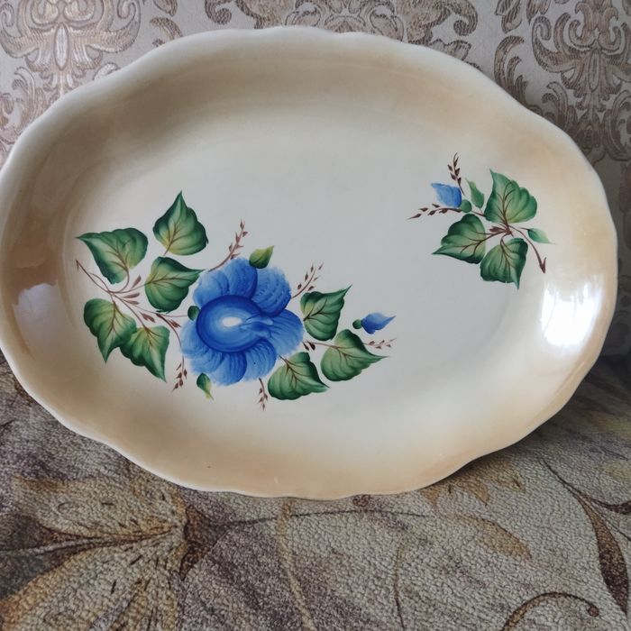 Продам блюда,чайник СРСР