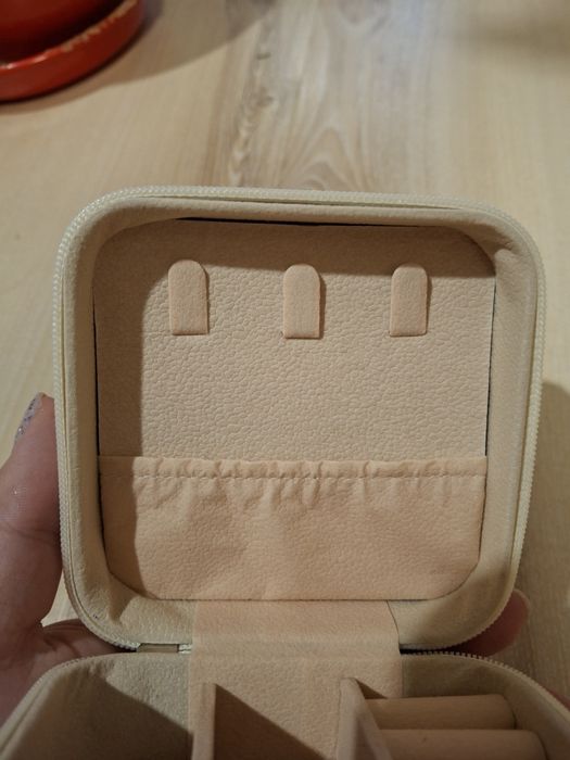 Органайзер скринька шкатулка для прикрас білий