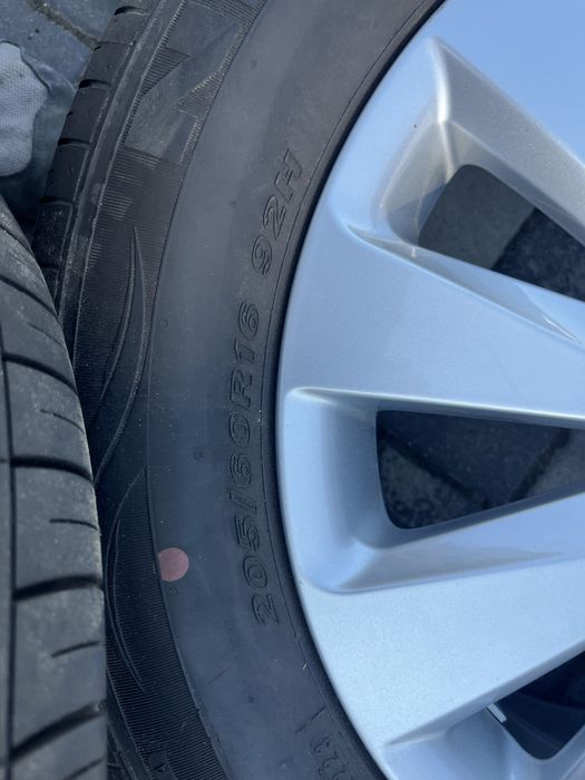 4 Opony letnie Nexen Nfera Su1 205/60R16 92H