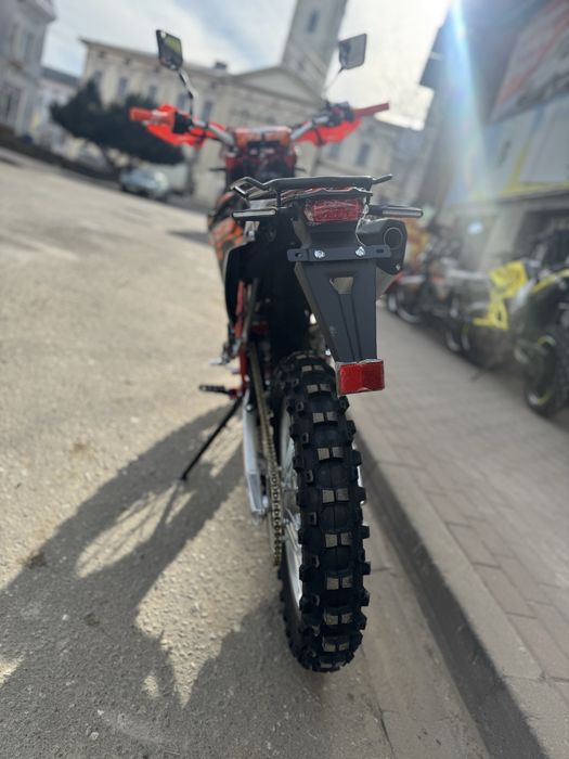 Мотоцикл BSE J10 ENDURO