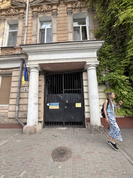 Комната в центре возле моря.Без комиссии!! Санузел свой .