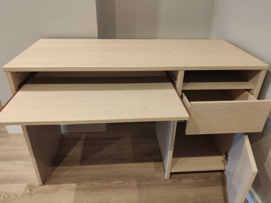 Meblościanka dziecięca z biurkiem