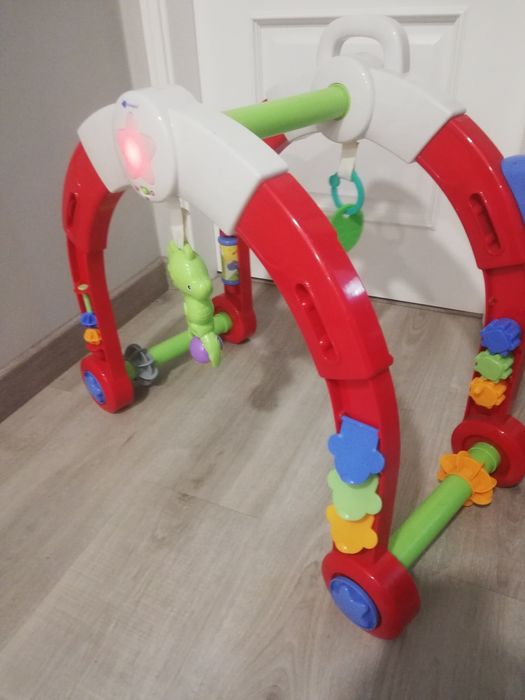 Brinquedo didáctico bebe