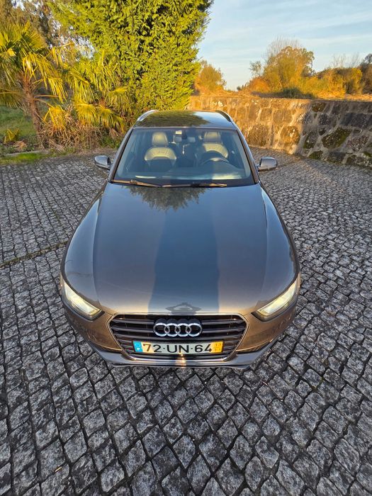 Audi A4 sline impecável, para quem gosta de conforto e segurança