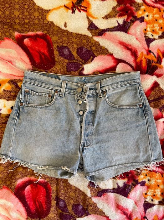 Женские шорты Levis