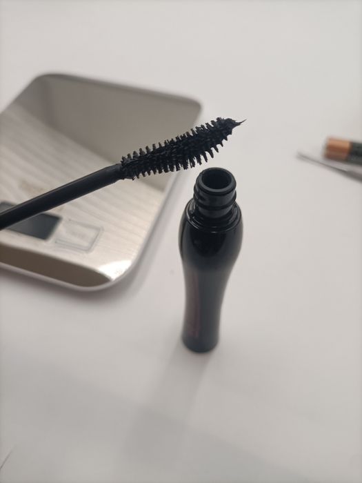 Essence tusz do rzęs