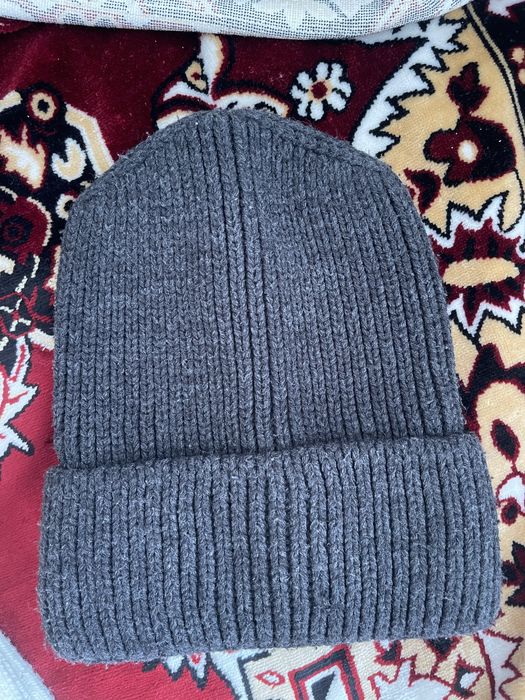 Шапка тепла жіноча