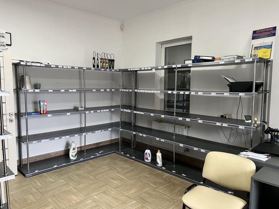 Продам комплект стелажів