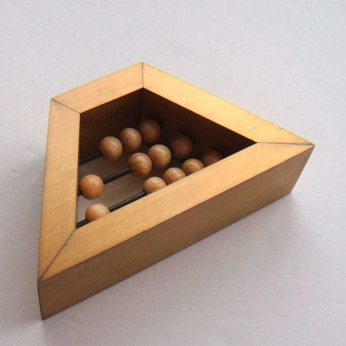 Escultura de Bronze Ábaco 150 Anos do Banco de Portugal em Estojo