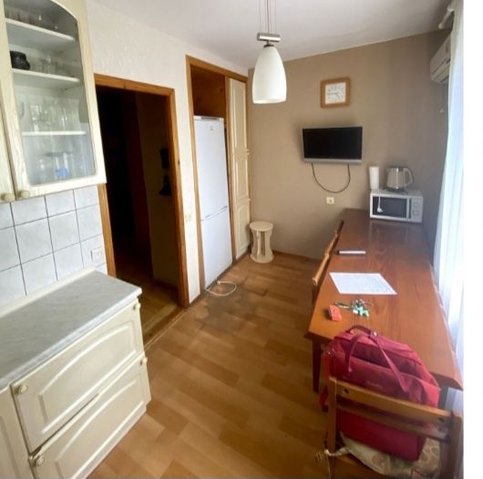 Продам 3х ком. кв-ру на Бородинском, ул. Толока 3эт. 9ти этажного дом - View 2