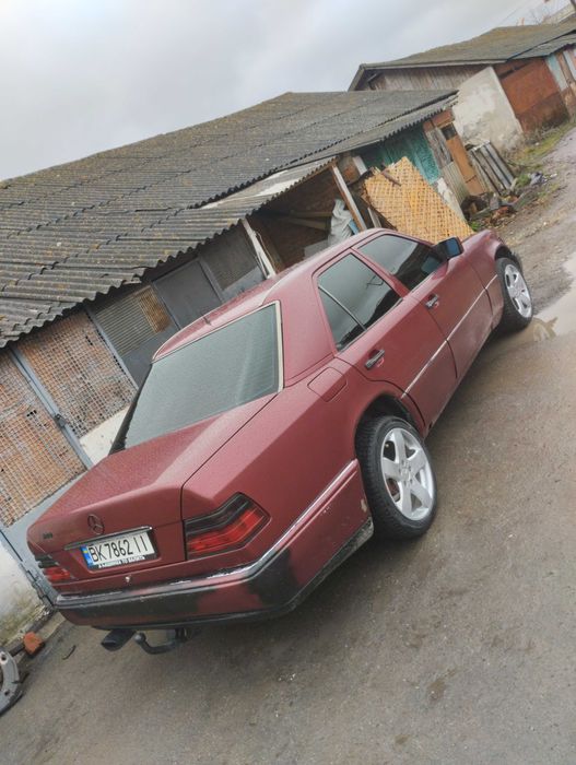 Продам Мерс 124,3.0 дизель автомат ОМ606