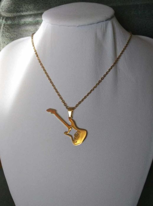 Colar Aço Dourado c/ Guitarra NOVO