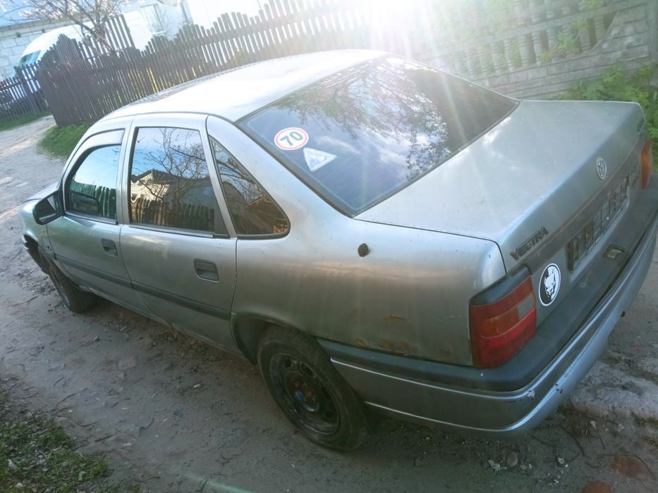 Продам Опель бензин