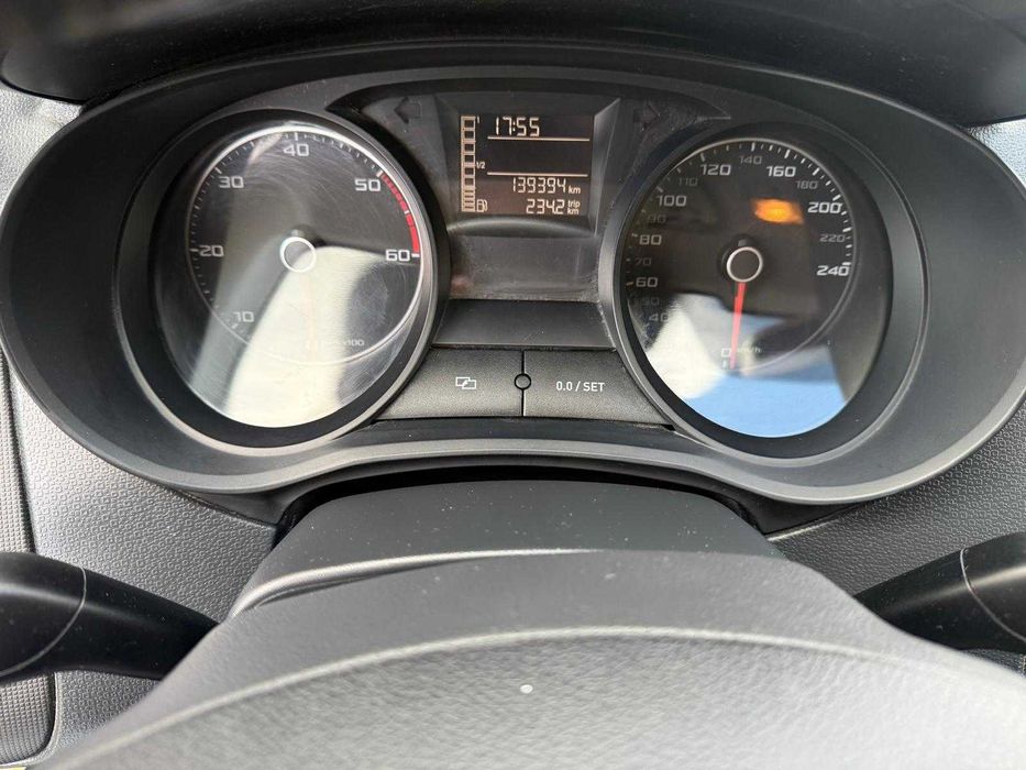 Seat Ibiza 6J 1.6TDI 2014 — photo 5