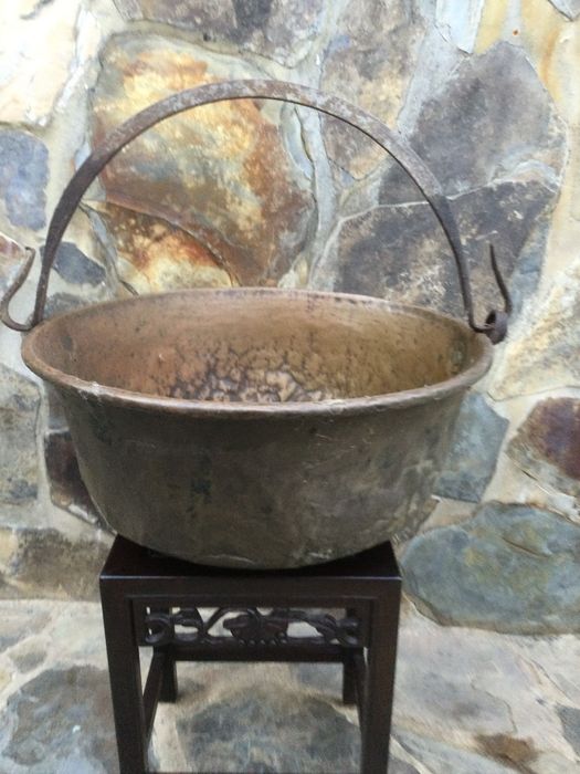 Tacho em latão séc XIX 49 centímetros