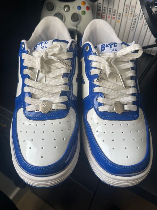 BAPE STA Patent Leather White Blue (2023) – Tamanho 43 / US 9.5