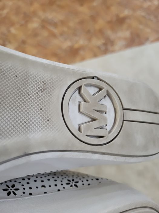 Шкіряні  сліпони мокасіни  Michael  Kors.