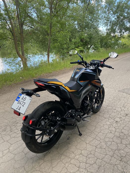Мустанг ст 200.