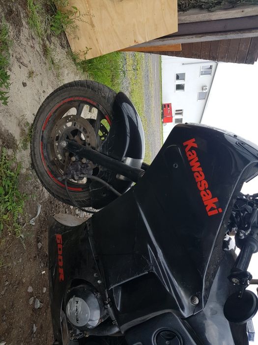 Kawasaki gpx 600r