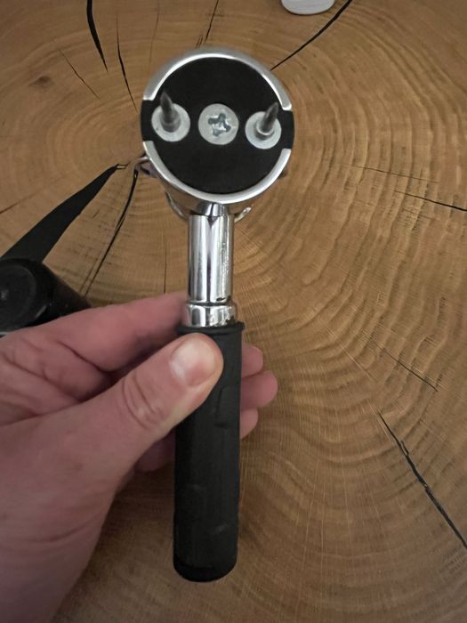 Elektroniczny wilgotnościomierz drewna HIT-2 Tanel