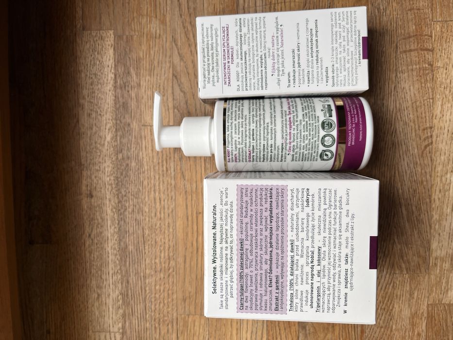 Zestaw kosmetyków Uzrovisco czarny tulipan