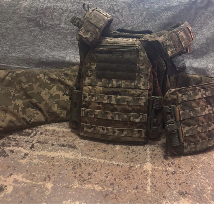 Плитоноска піксельна