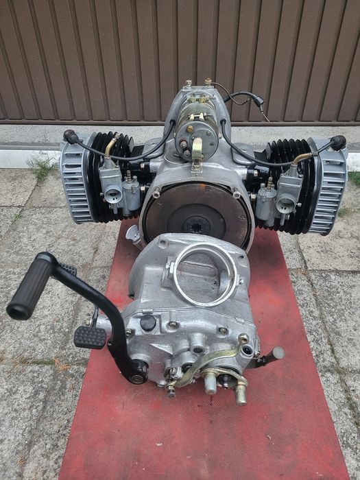 Silnik skrzynia biegów k 750 wsteczny