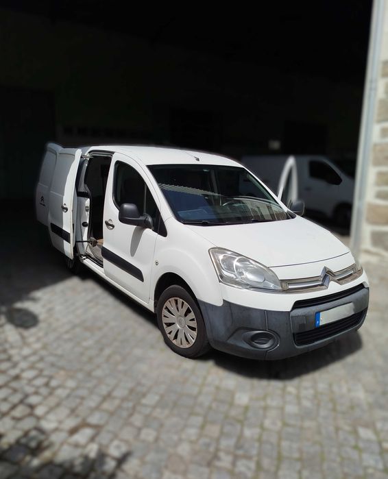 CITROÊN BERLINGO - 345.000 KM - 1600 C.C. - CAIXA PARA CARGA LONGA - ANO DE 2015