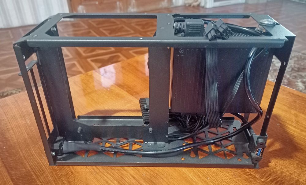 Блок живлення Corsair SF600 + Custom-mod SX1 6.8L