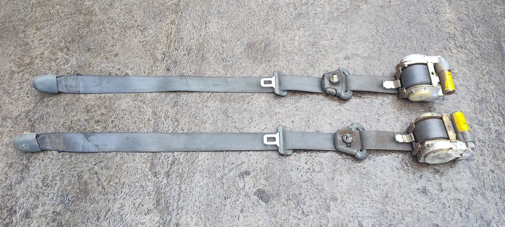 Продам передние ремни безопасности на hyundai santa fe 1