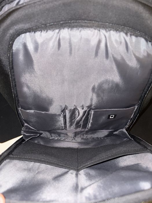 Mala / Mochila Lenovo Legion Armored Gaming (Até 17.3") – Como Nova