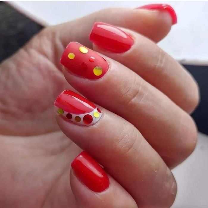 Лісний масив.Нарощування.Корекція.Педикюр.