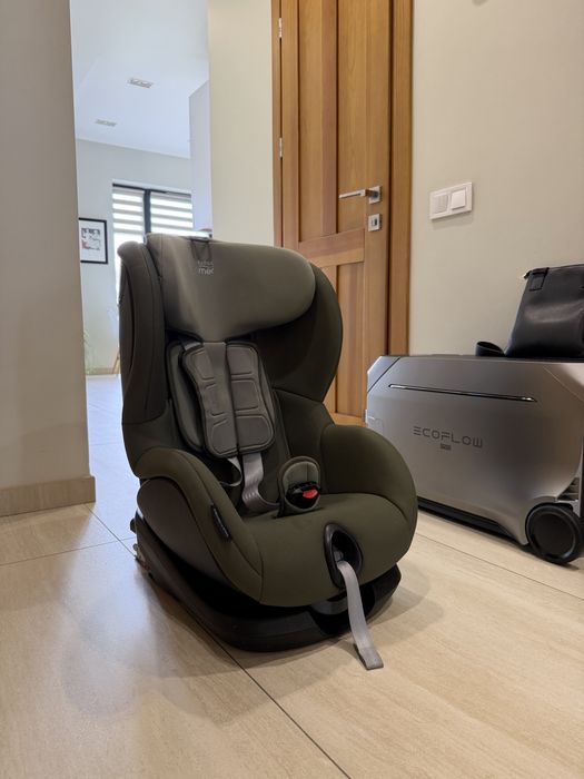 Автокресло Britax-Romer Trifix i-Size Olive Green