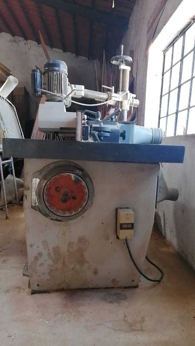 Tupia com alimentador