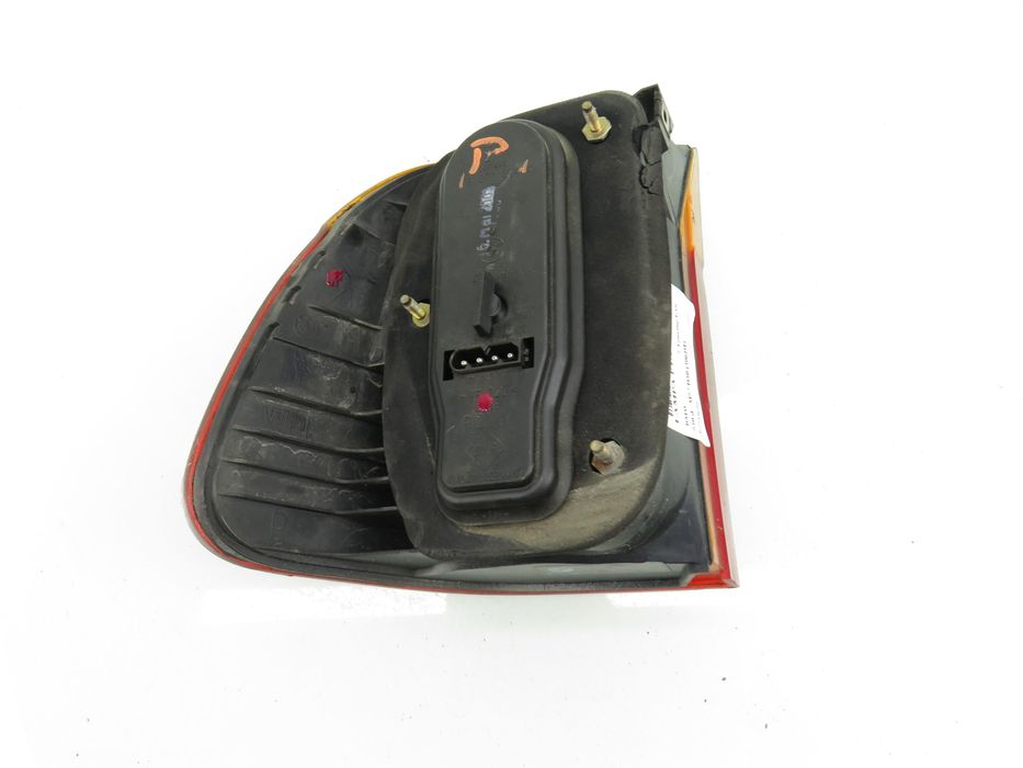 Lampa Prawa Tylna Bmw 5 Touring E39