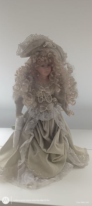 Lalka porcelanowa
