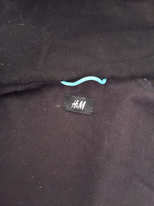 Куртка деми на флисе ( софтшелл). Непродуваемая фирмы H&M. Рост 152