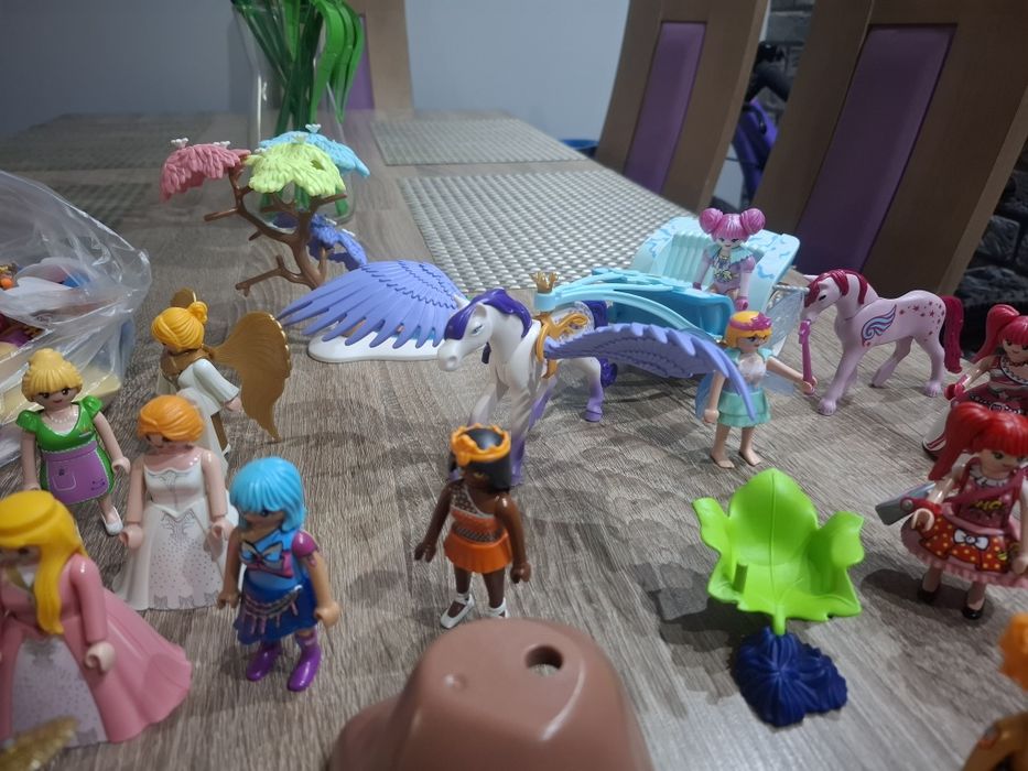 Playmobil zestaw figurek i wiele innych