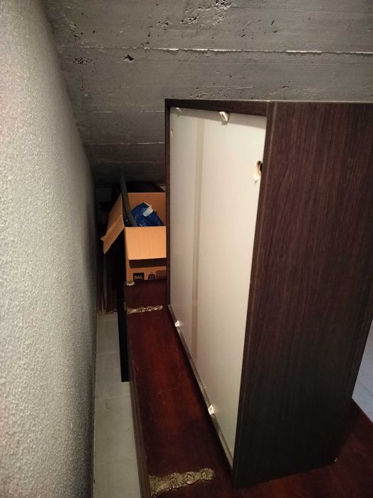 Armário de parede com espelho