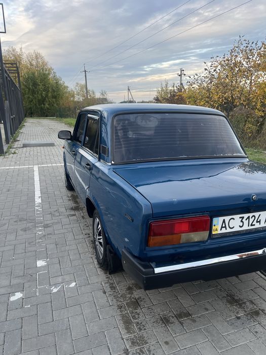 продам ваз 2107.