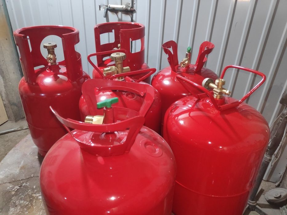 Балон під газ з лівою різьбою 12л